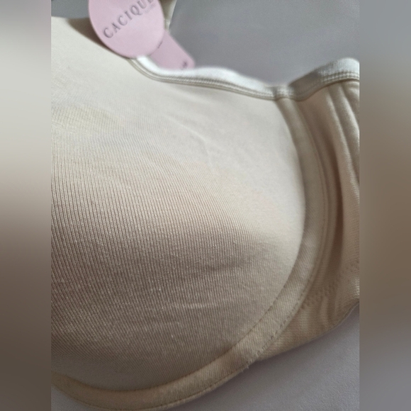 NWT Cacique Cream Underwire Bra Sz.44D - Picture 9 of 10
